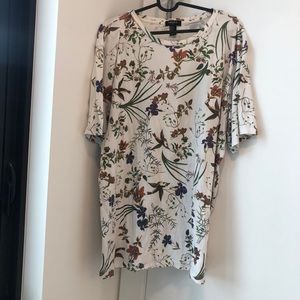 Floral men’s T-shirt